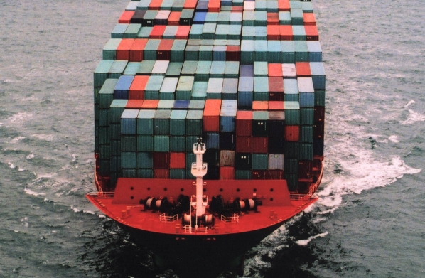 對客戶而言，選擇一個可信賴的貨代公司是非常重要的