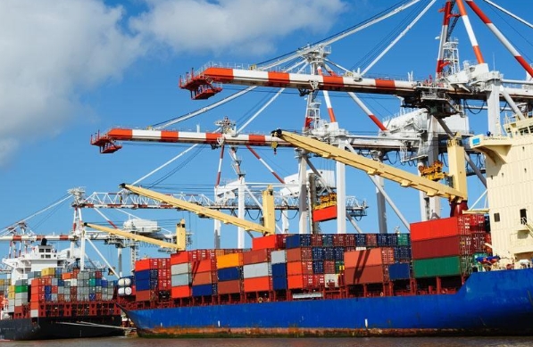 在這個全球化的大潮中，國際貨運代理扮演著越來越重要的角色