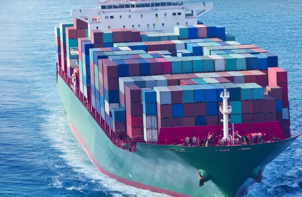 隨著全球化進(jìn)程的推進(jìn)，貨代行業(yè)將迎來更加廣闊的發(fā)展空間