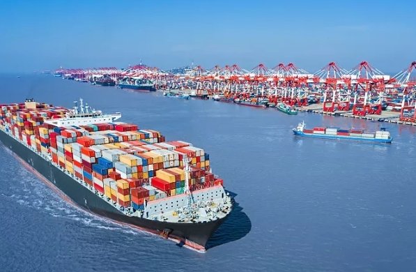 海外物流公司不僅是貿(mào)易的橋梁，更是經(jīng)濟(jì)和文化交流的使者