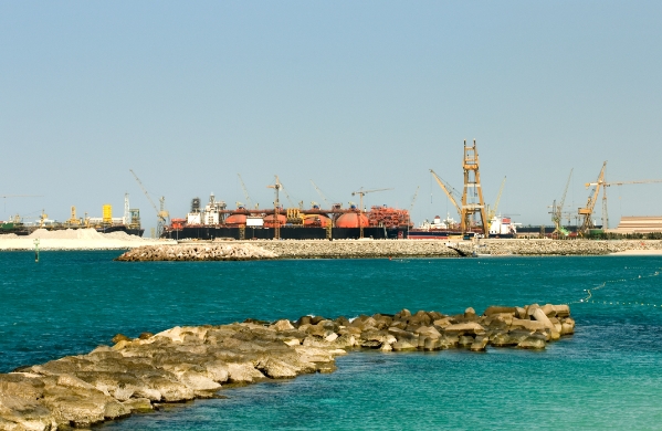 貨代費(fèi)用作為國(guó)際貿(mào)易中的重要組成部分，其復(fù)雜性和多元性不容忽視