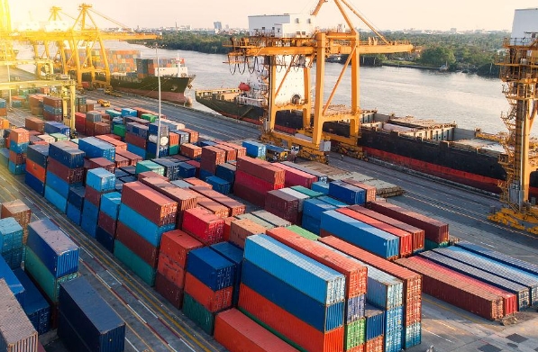 隨著全球化的推進(jìn)，非洲的貨代行業(yè)也迎來了前所未有的發(fā)展機(jī)遇