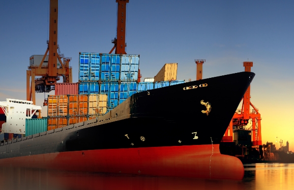 美國的海運(yùn)業(yè)將繼續(xù)發(fā)揮其重要作用，推動全球貿(mào)易的發(fā)展